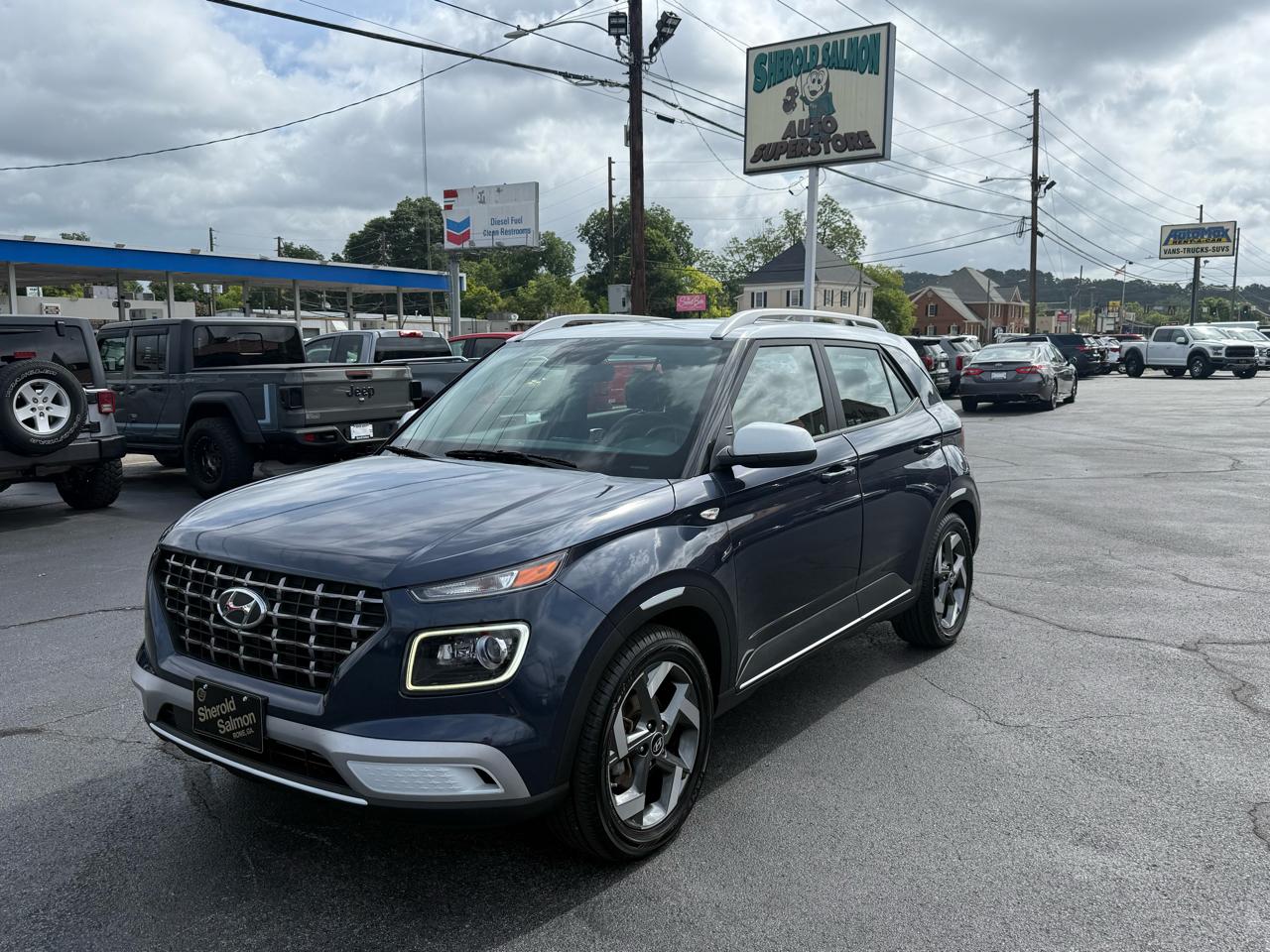 Hyundai Venue Limited IVT 2022