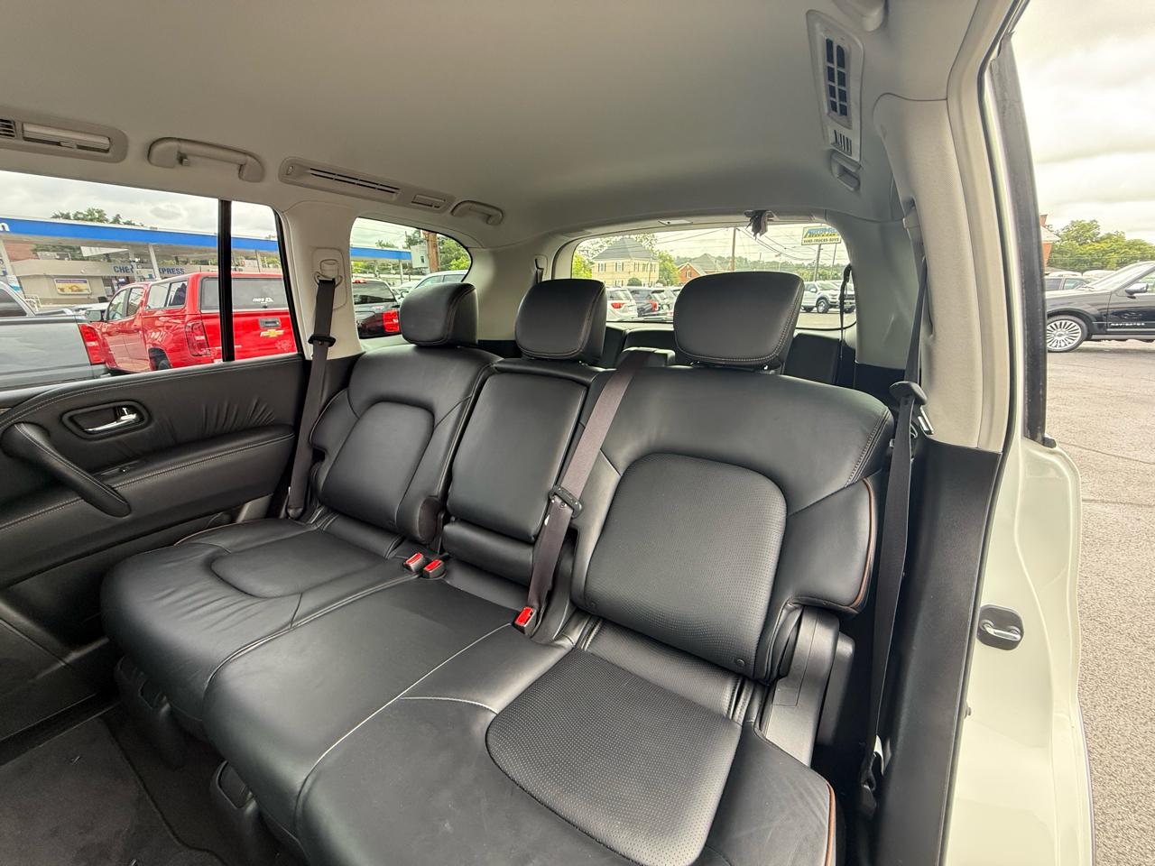 Nissan Armada 4x4 SL 2017