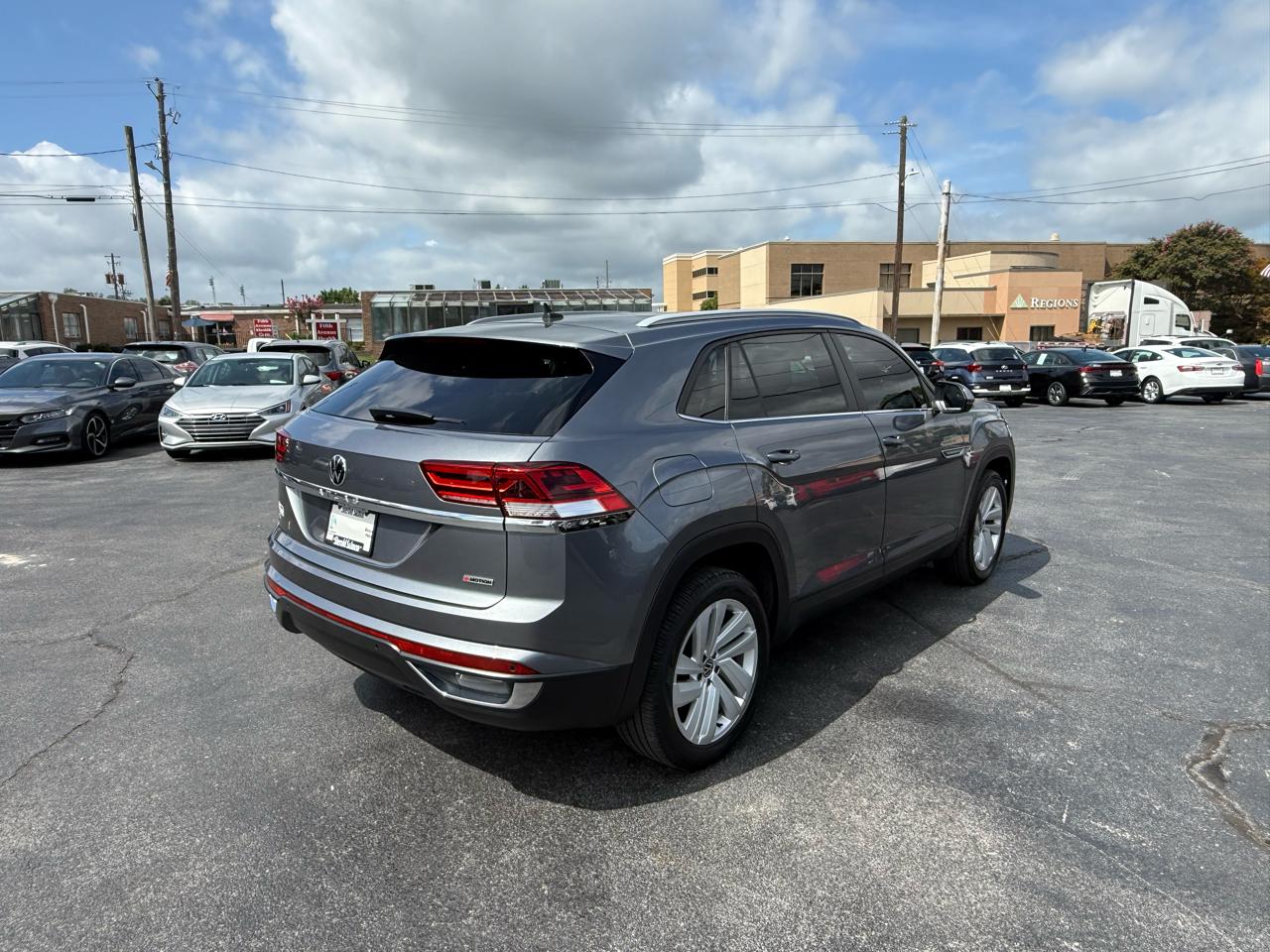 Volkswagen Atlas Cross Sport 2.0T SE w/Technology 4MOTION 2020
