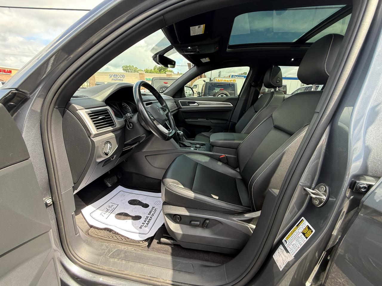 Volkswagen Atlas Cross Sport 2.0T SE w/Technology 4MOTION 2020