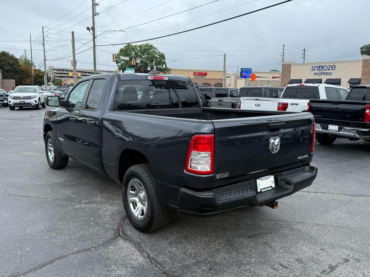 RAM 1500 4WD Quad Cab 140.5" Tradesman 2020