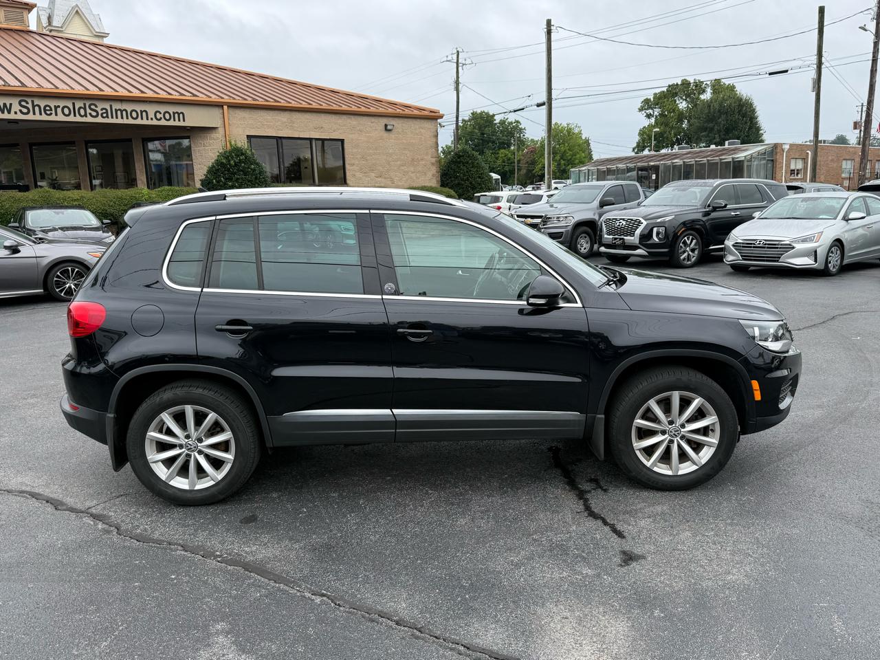 Volkswagen Tiguan 2.0T Wolfsburg Edition FWD 2017