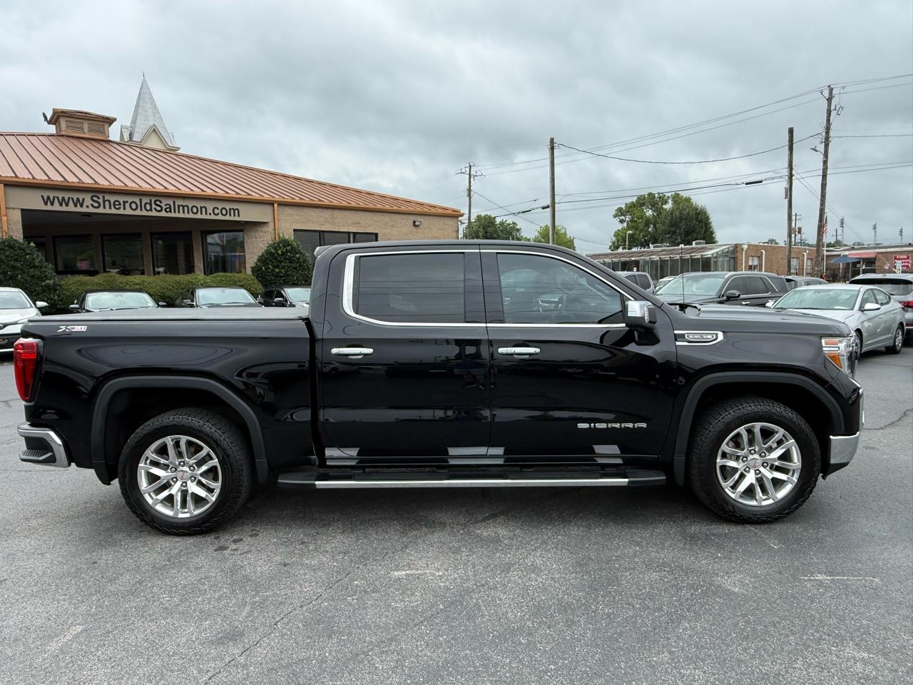 GMC Sierra 1500 4WD Crew Cab 147" SLT 2020