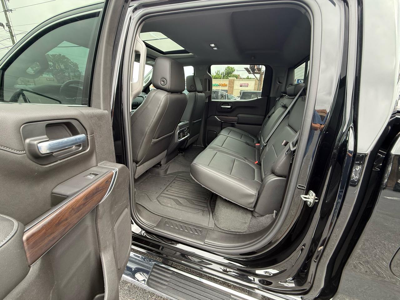 GMC Sierra 1500 4WD Crew Cab 147" SLT 2020