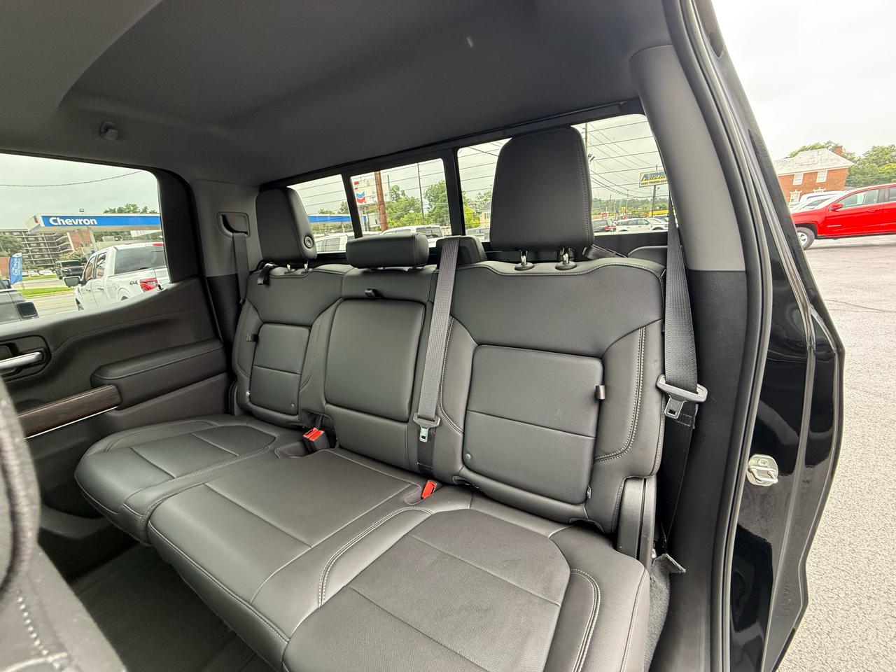 GMC Sierra 1500 4WD Crew Cab 147" SLT 2020