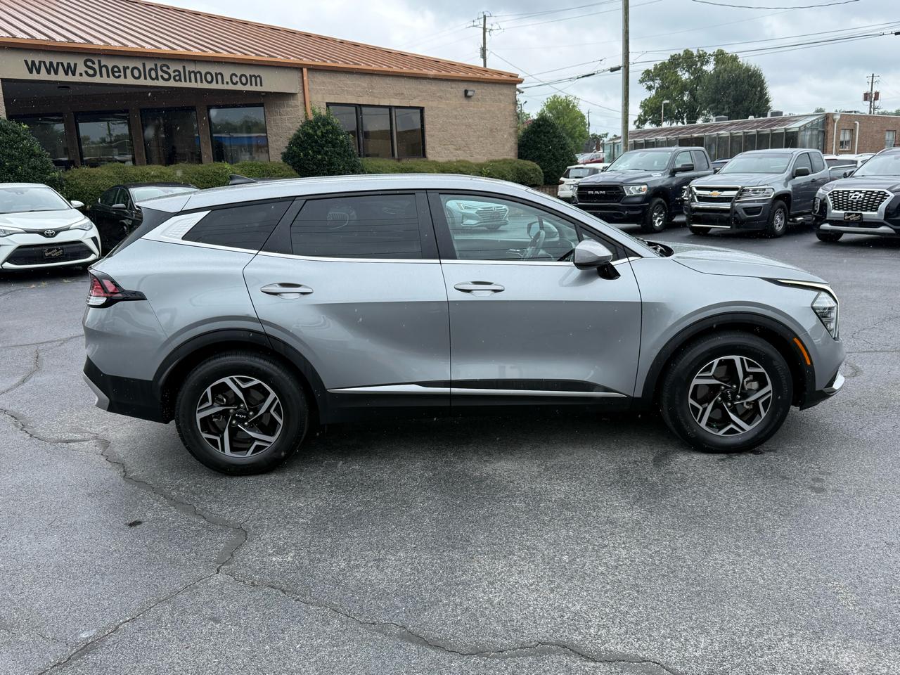 Kia Sportage LX FWD 2024