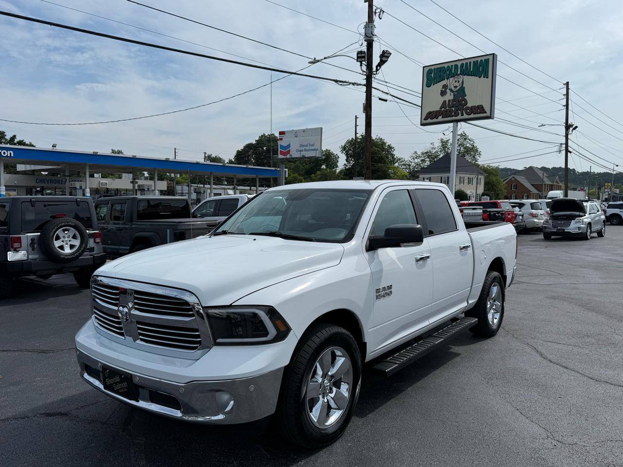 RAM 1500 Big Horn 4x4 Crew Cab 5'7" Box 2017