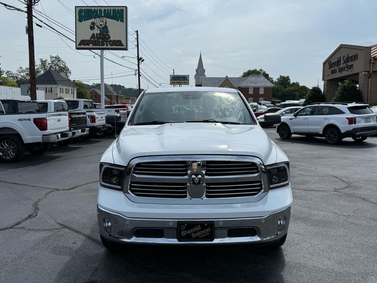 RAM 1500 Big Horn 4x4 Crew Cab 5'7" Box 2017
