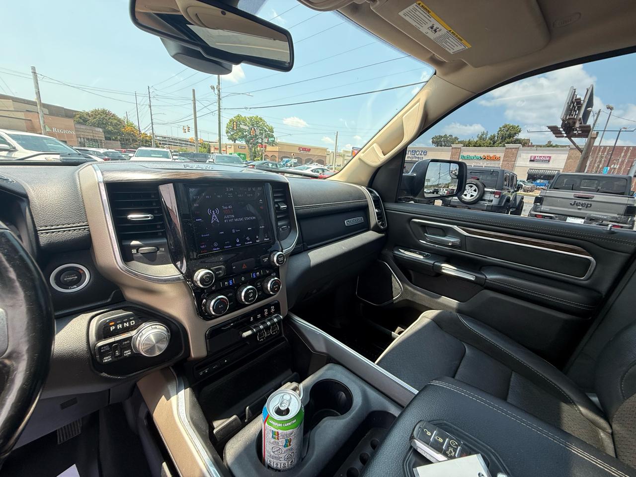 RAM 1500 Laramie 4x4 Crew Cab 5'7" Box 2019