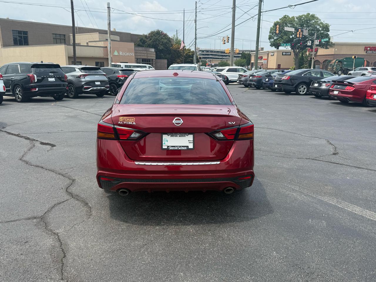 Nissan Altima 2.5 SV Sedan 2021