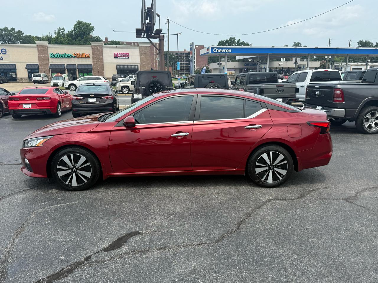 Nissan Altima 2.5 SV Sedan 2021