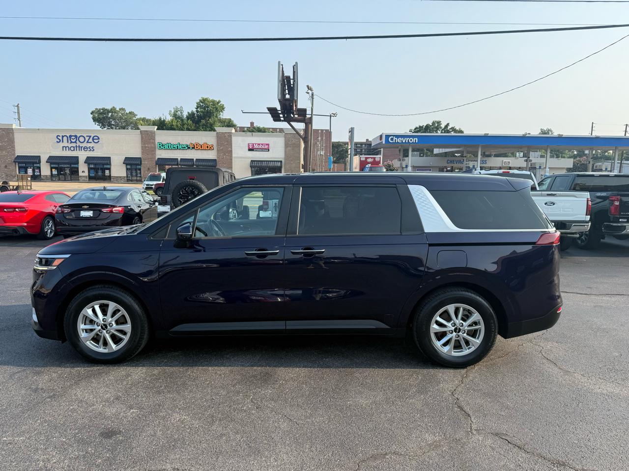 Kia Carnival LXS FWD 2022