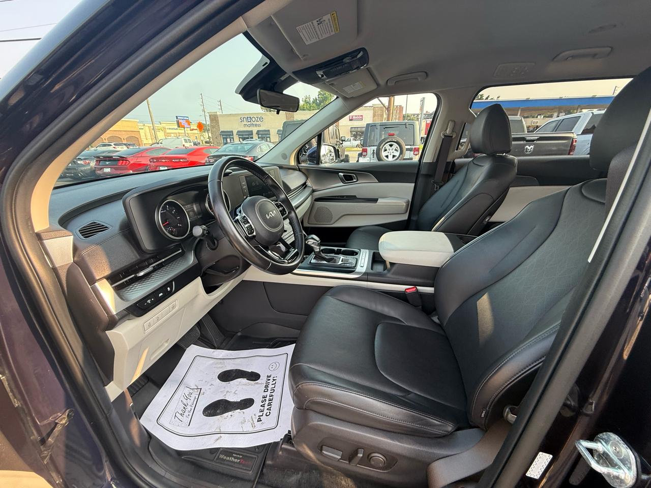 Kia Carnival LXS FWD 2022