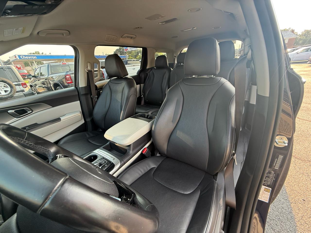 Kia Carnival LXS FWD 2022