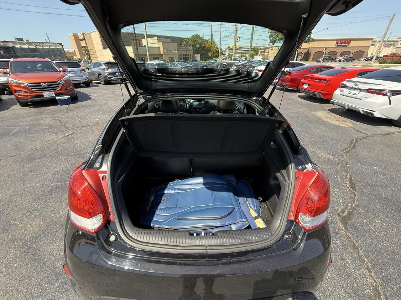 Hyundai Veloster 3dr Cpe Man Turbo w/Blue Int 2014