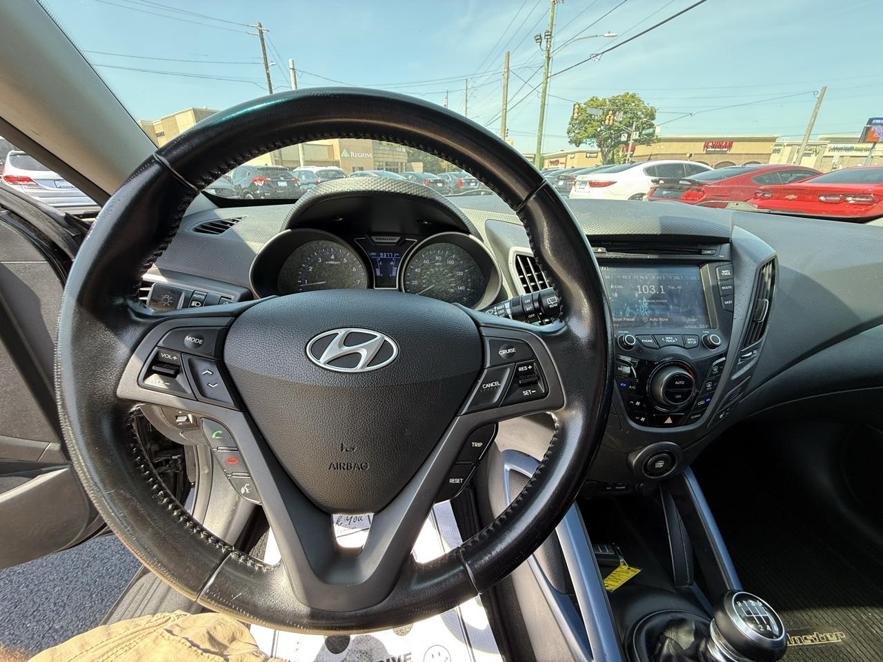 Hyundai Veloster 3dr Cpe Man Turbo w/Blue Int 2014