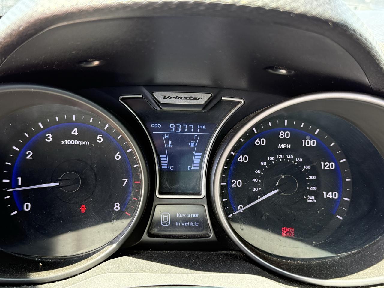 Hyundai Veloster 3dr Cpe Man Turbo w/Blue Int 2014
