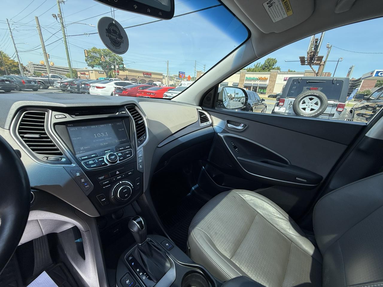 Hyundai Santa Fe AWD 4dr GLS 2014