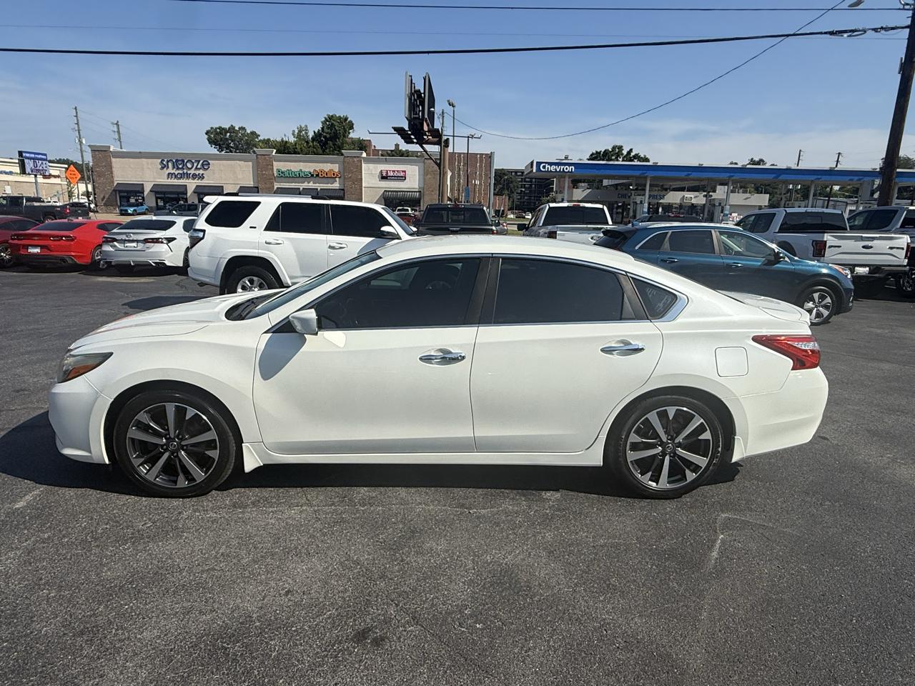 Nissan Altima 4dr Sdn I4 2.5 SR 2016