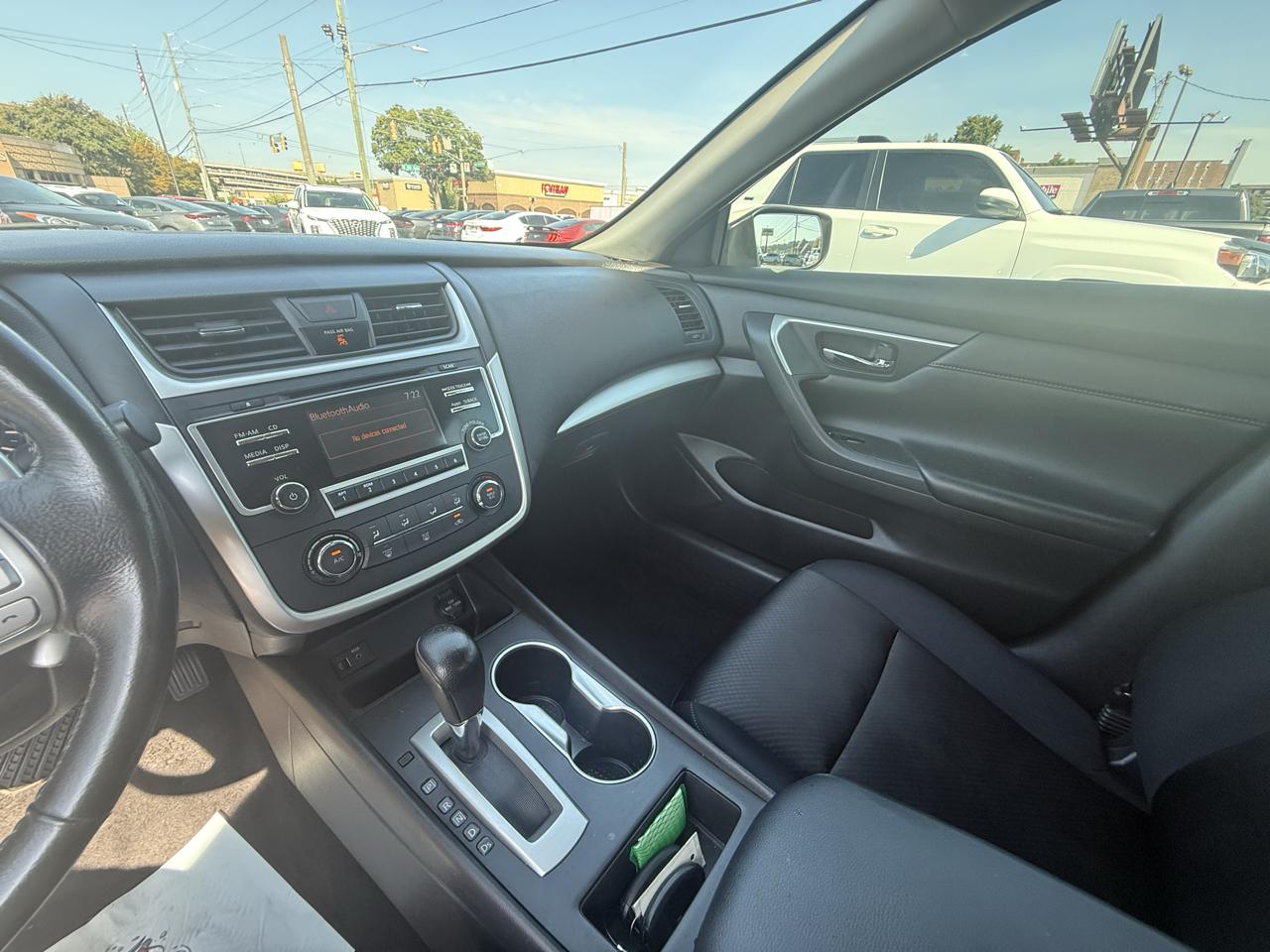 Nissan Altima 4dr Sdn I4 2.5 SR 2016