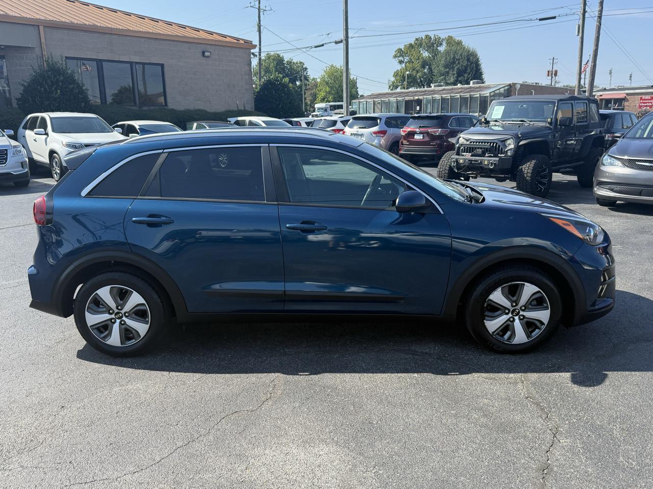 Kia Niro LX FWD 2020