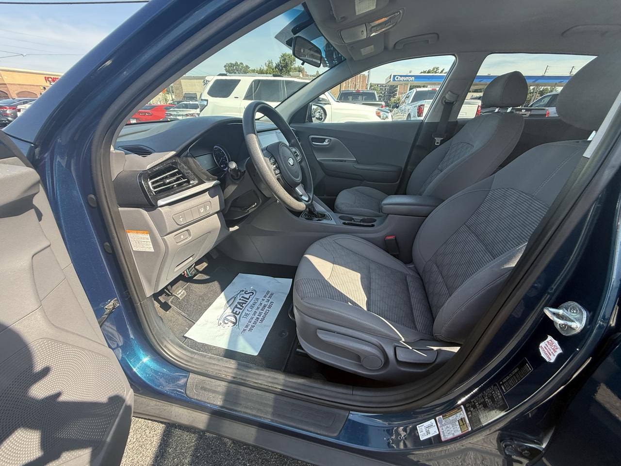 Kia Niro LX FWD 2020