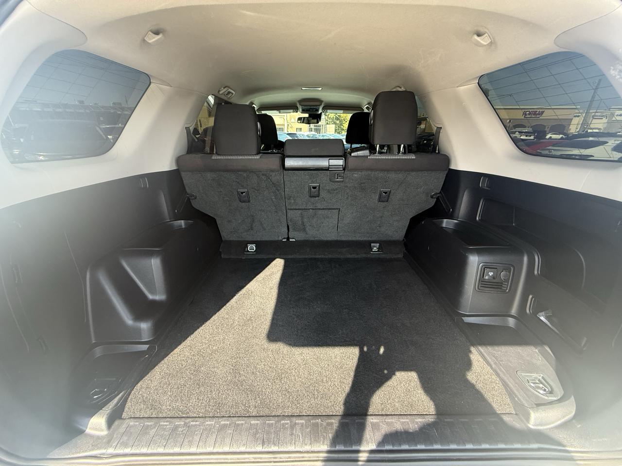 Toyota 4Runner SR5 2WD (Natl) 2022
