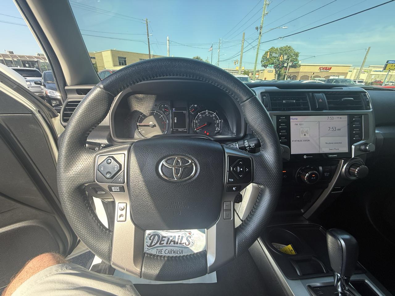 Toyota 4Runner SR5 2WD (Natl) 2022