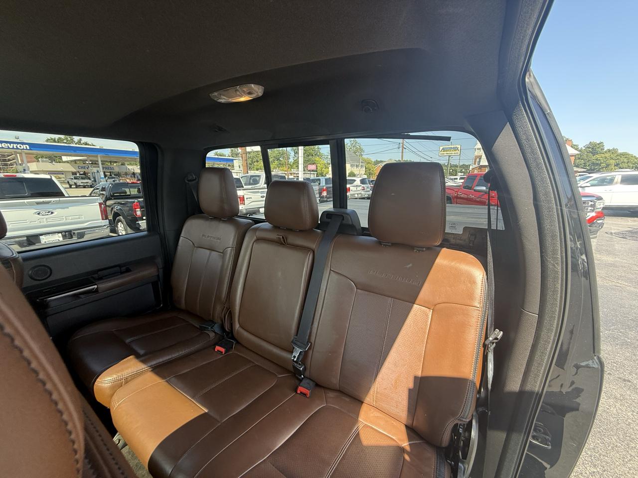 Ford Super Duty F-350 SRW 4WD Crew Cab 156" Platinum 2015