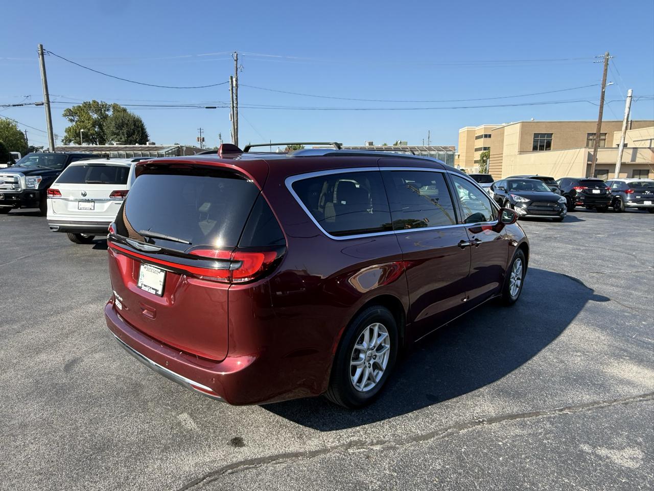 Chrysler Pacifica Touring L FWD 2021