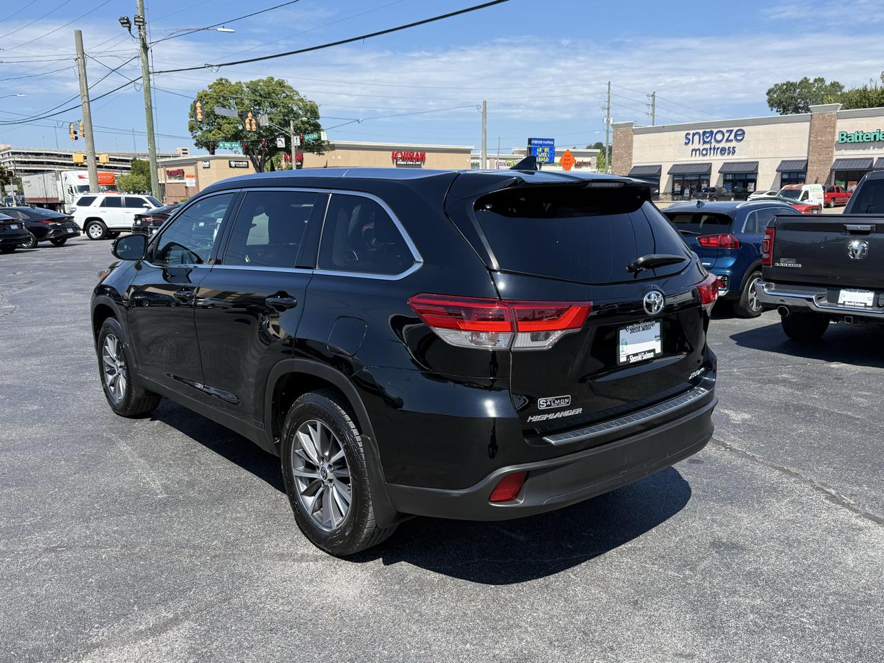 Toyota Highlander XLE V6 AWD (Natl) 2019