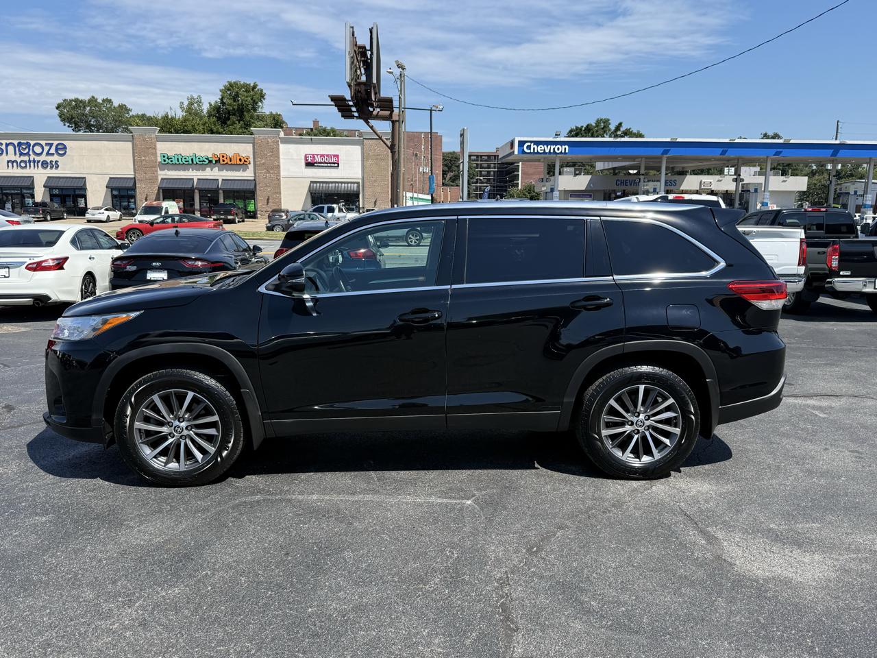 Toyota Highlander XLE V6 AWD (Natl) 2019