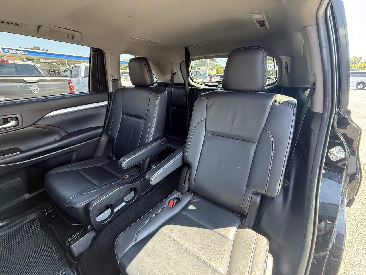 Toyota Highlander XLE V6 AWD (Natl) 2019