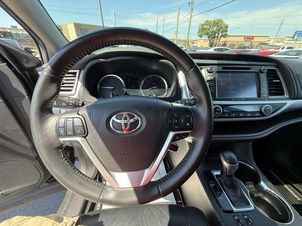 Toyota Highlander XLE V6 AWD (Natl) 2019