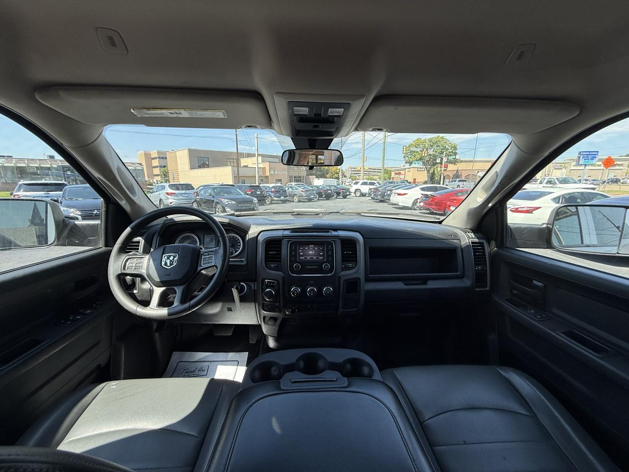 RAM 1500 Classic Tradesman 4x4 Crew Cab 5'7" Box 2022