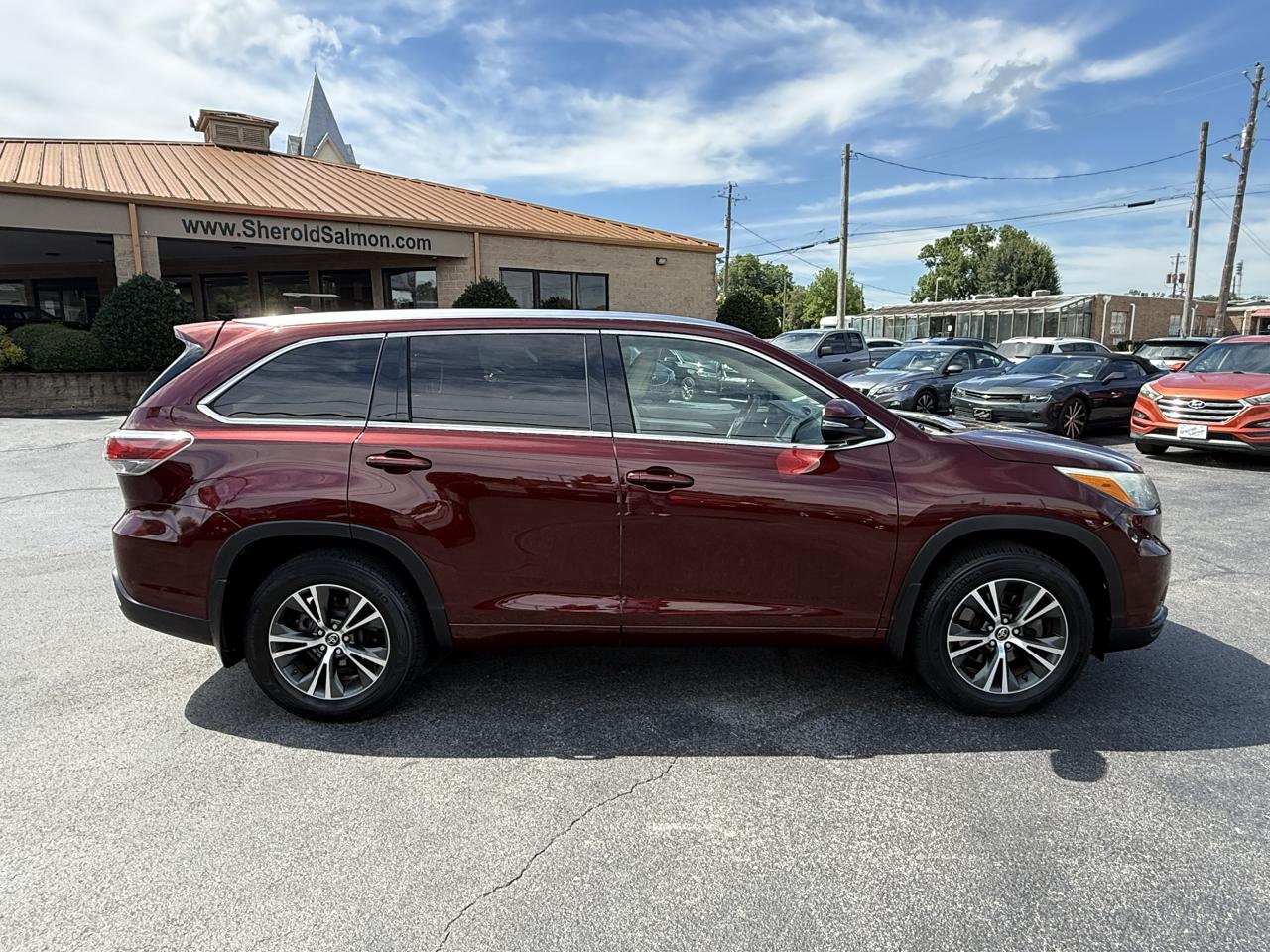 Toyota Highlander AWD 4dr V6 XLE (Natl) 2016