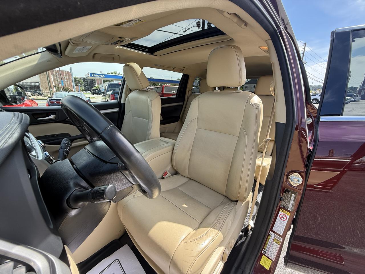 Toyota Highlander AWD 4dr V6 XLE (Natl) 2016