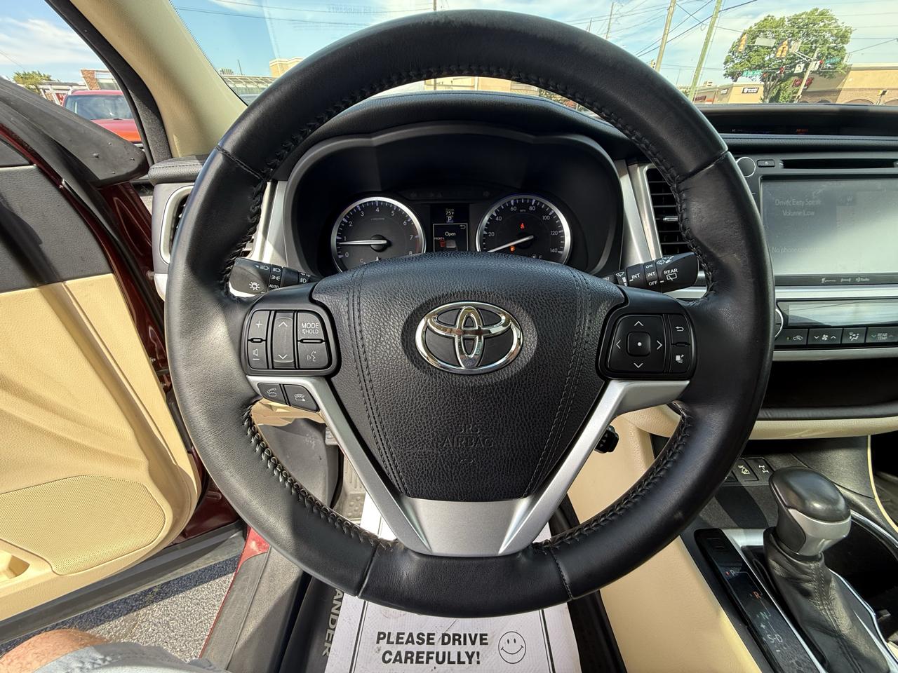 Toyota Highlander AWD 4dr V6 XLE (Natl) 2016