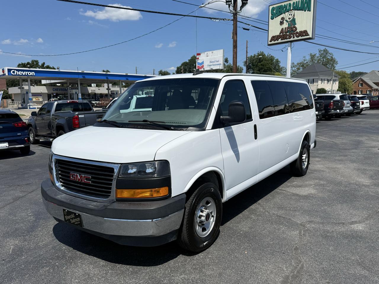 GMC Savana Passenger RWD 3500 155" LS 2023