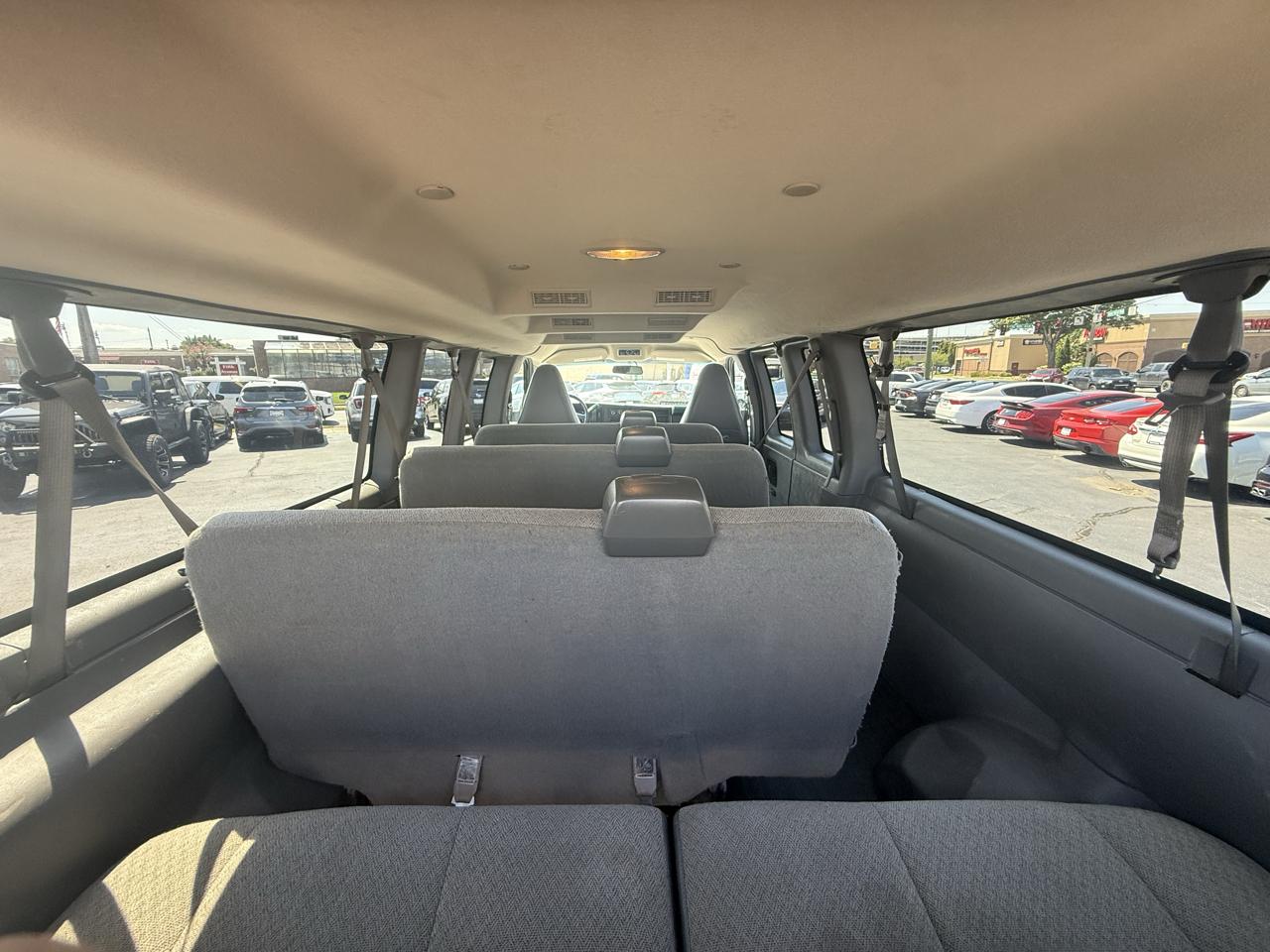 GMC Savana Passenger RWD 3500 155" LS 2023