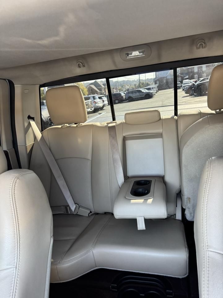 RAM 1500 Laramie 4x4 Crew Cab 5'7" Box 2017