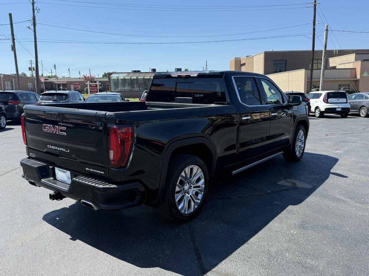 GMC Sierra 1500 4WD Crew Cab 157" Denali 2020