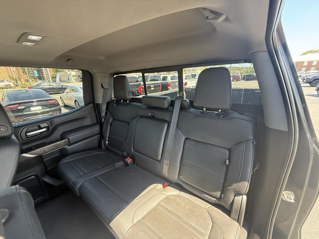 GMC Sierra 1500 4WD Crew Cab 157" Denali 2020