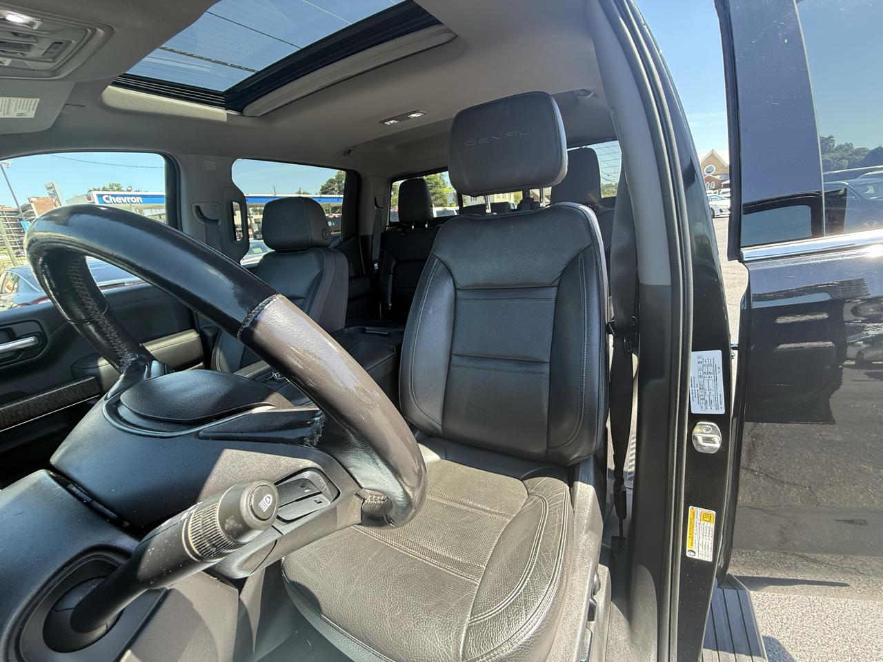 GMC Sierra 1500 4WD Crew Cab 157" Denali 2020