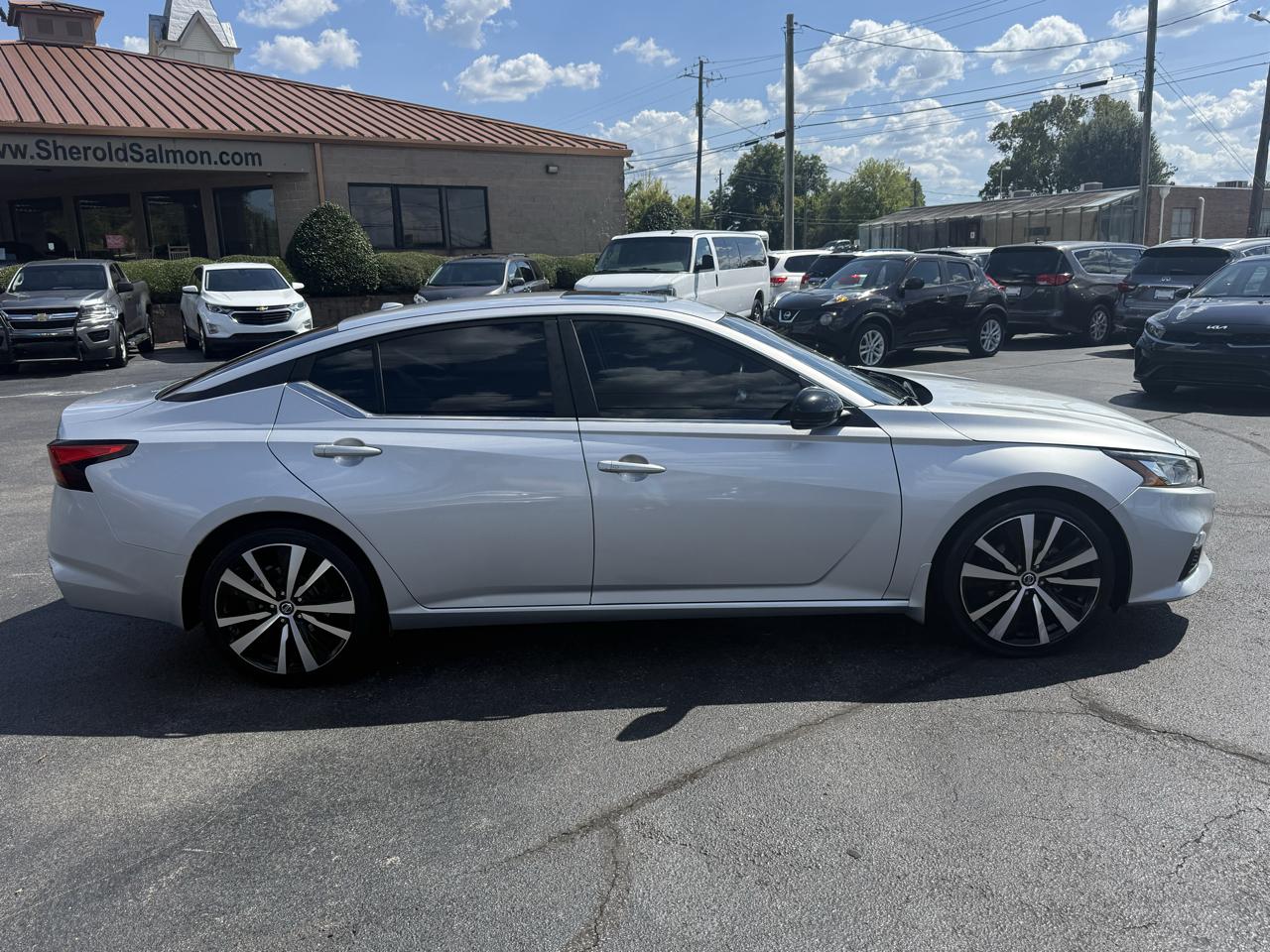 Nissan Altima 2.5 SR Sedan 2019