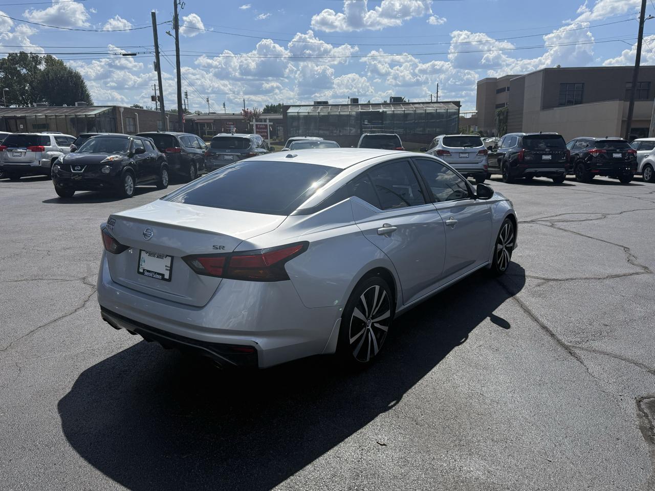 Nissan Altima 2.5 SR Sedan 2019