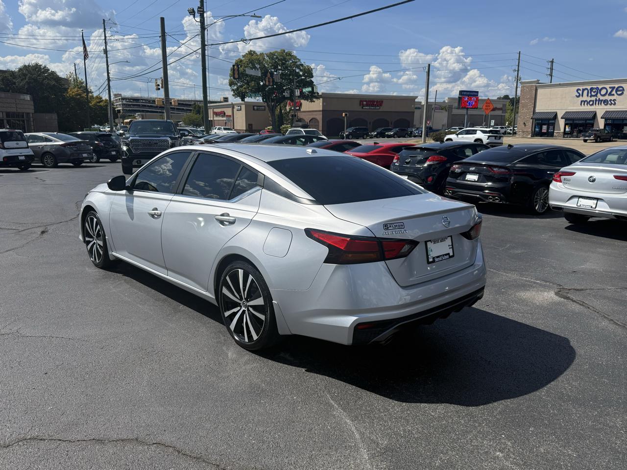 Nissan Altima 2.5 SR Sedan 2019