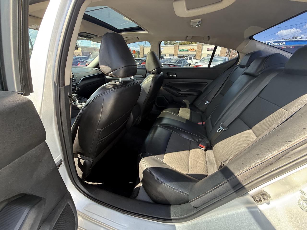Nissan Altima 2.5 SR Sedan 2019