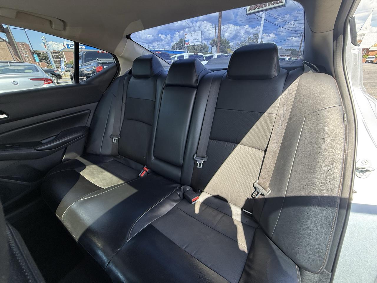 Nissan Altima 2.5 SR Sedan 2019