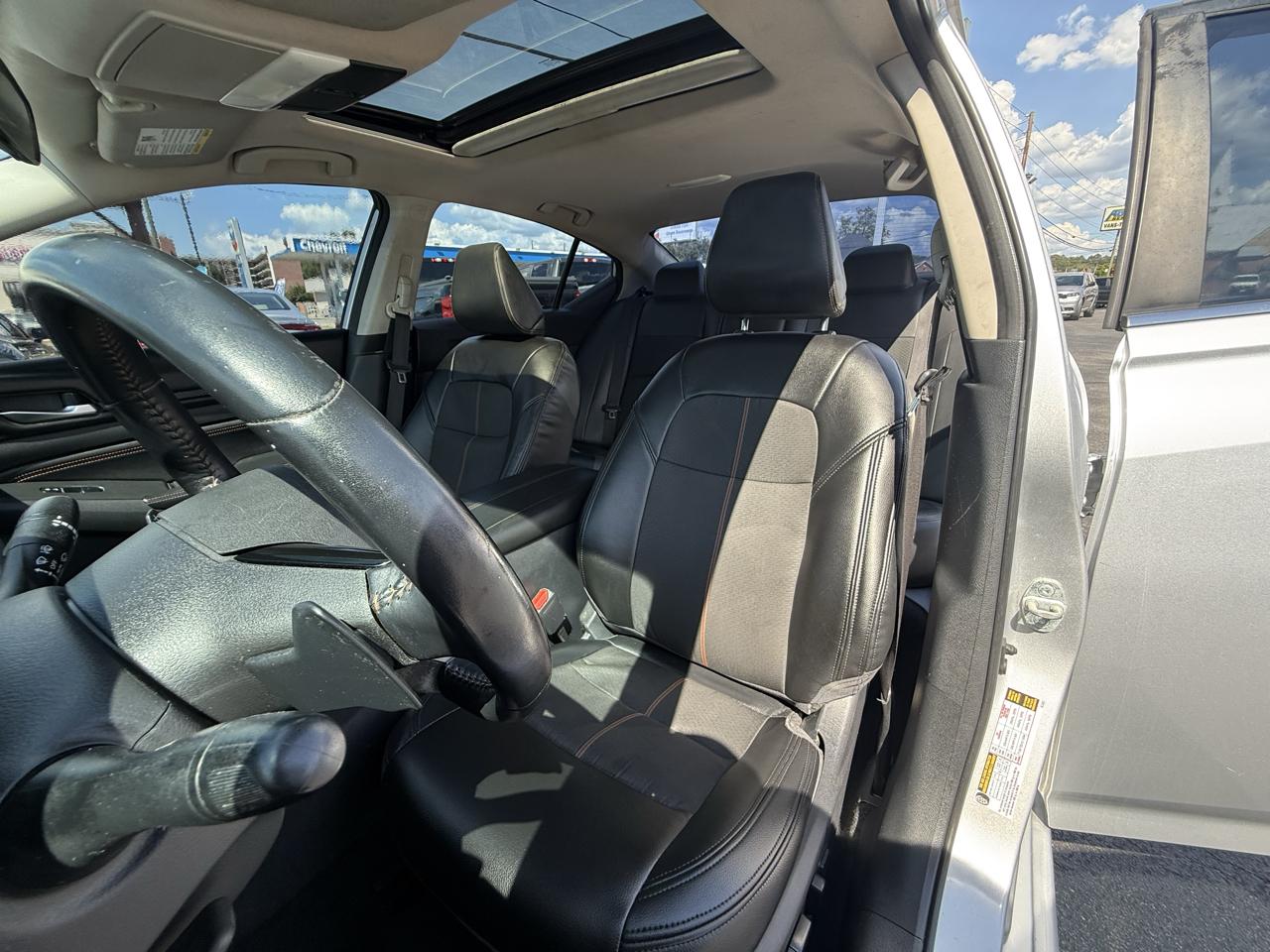Nissan Altima 2.5 SR Sedan 2019
